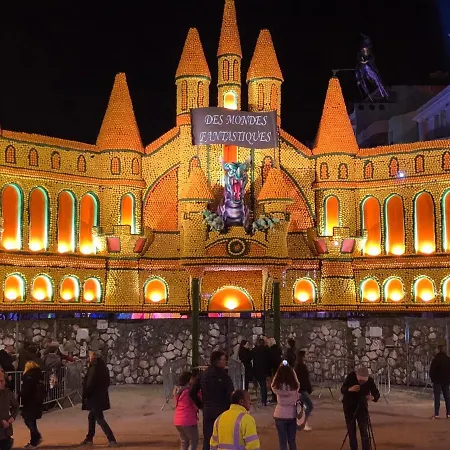 West Bay 아파트 멍똥